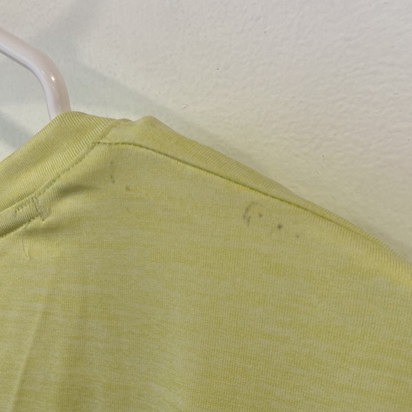 UNDER ARMOUR v-neck short sleeve plus size workout shirt - Picture 7 of 7